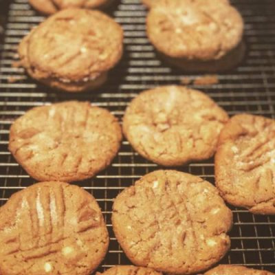 White chocolate chip pecan cookies recipe