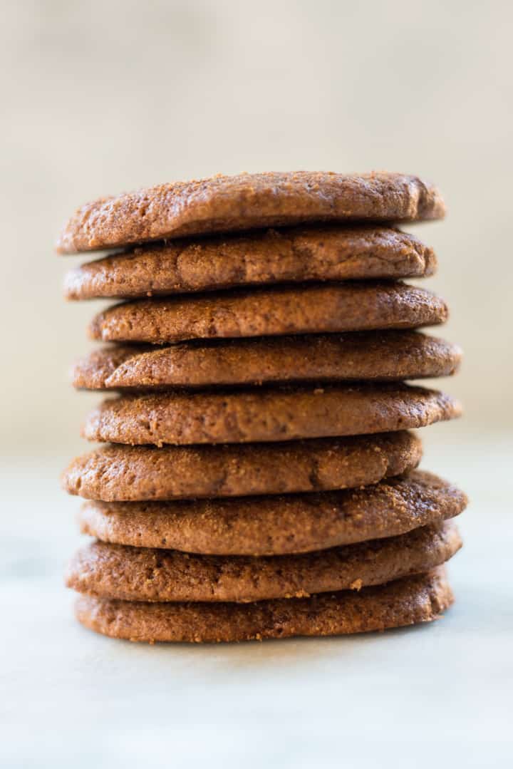 healthy molasses cookie recipe using protein powder and less sugar