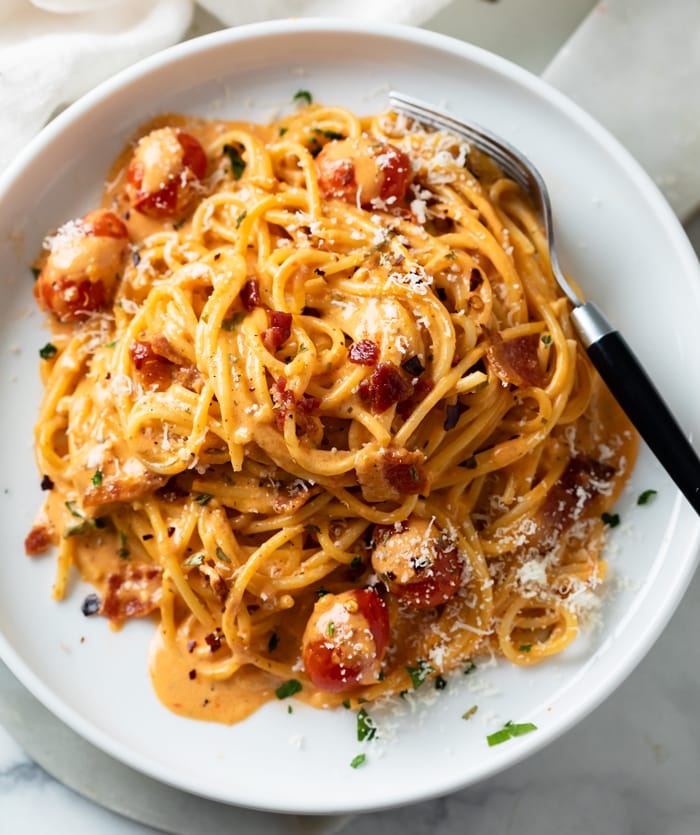 spaghetti with niva and bacon recipe