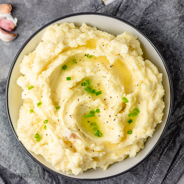 adjusted mashed potatoes with groats and garlic