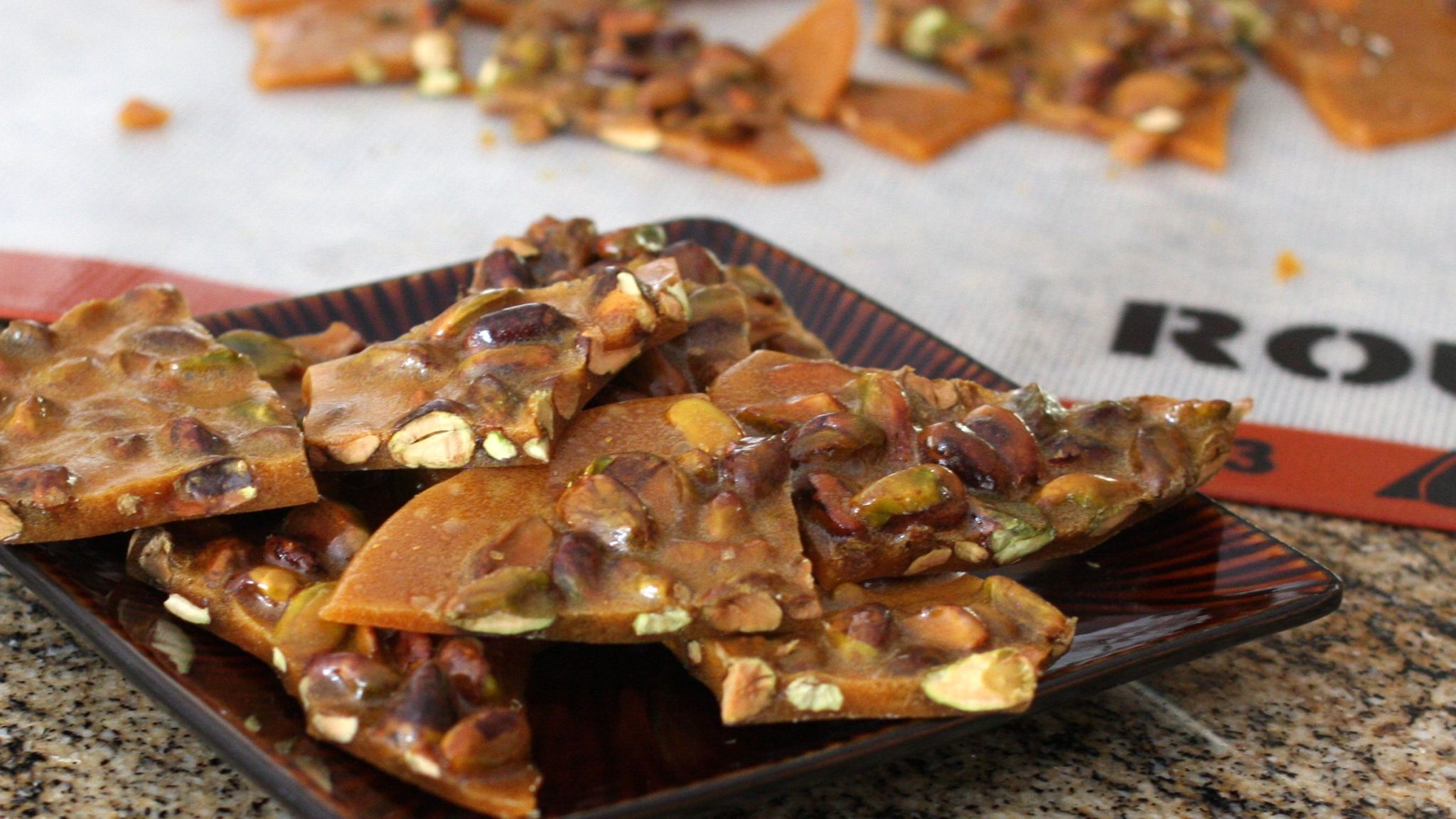 crunchy pistachio nut recipe scaled