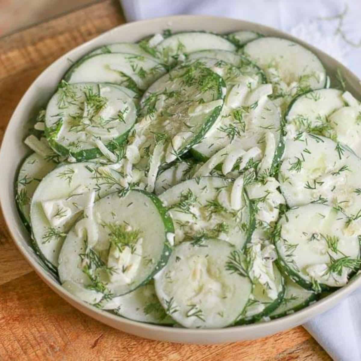 cucumber salad with sour cream and dill recipe