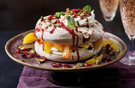 dessert pavlova with oranges