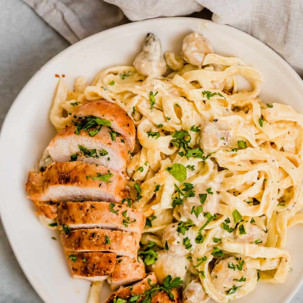 easy classic fettuccine alfredo recipe with variations