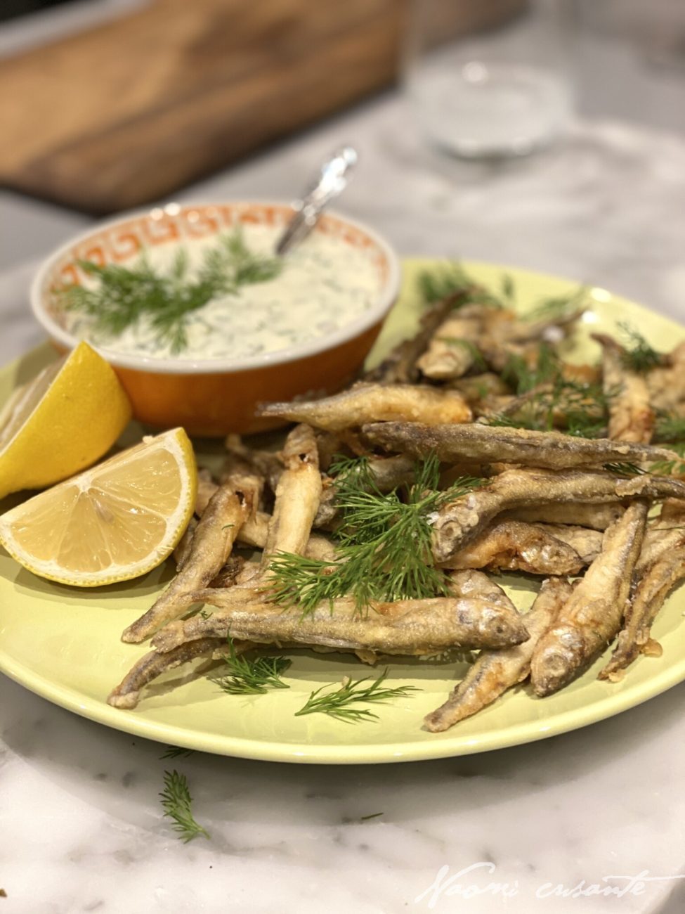 fried whitebait and creamy cream sauce