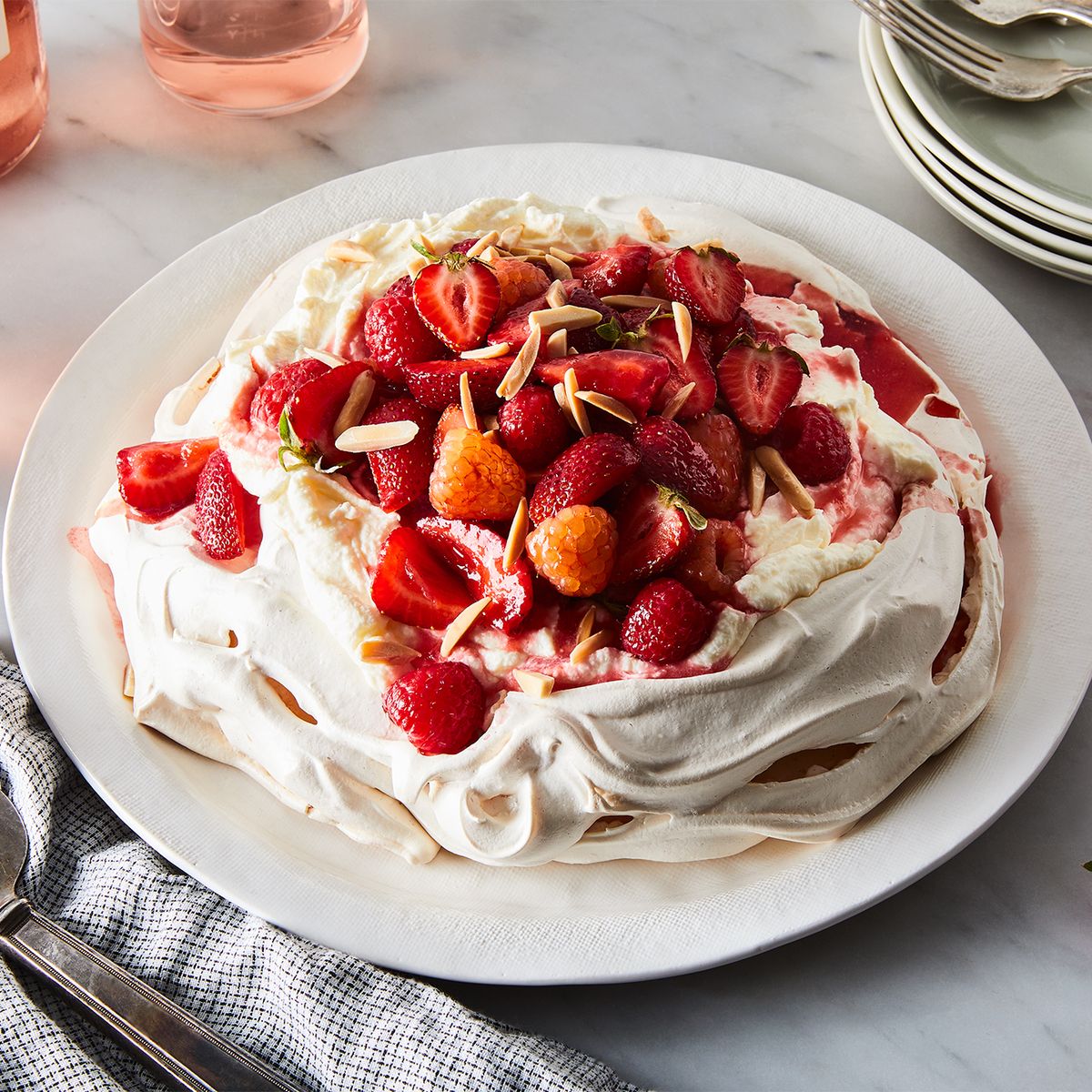 pavlova dessert