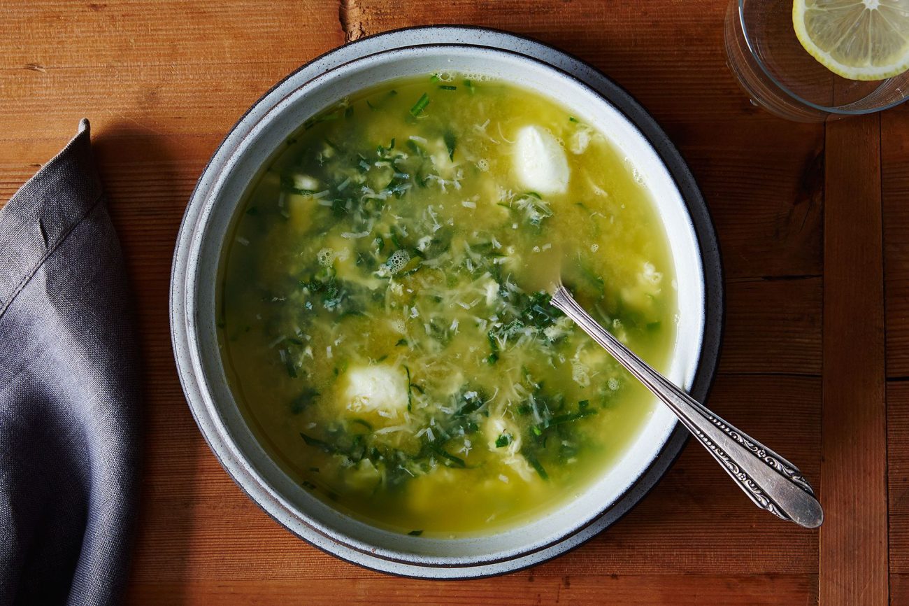 spinach soup with parmesan egg