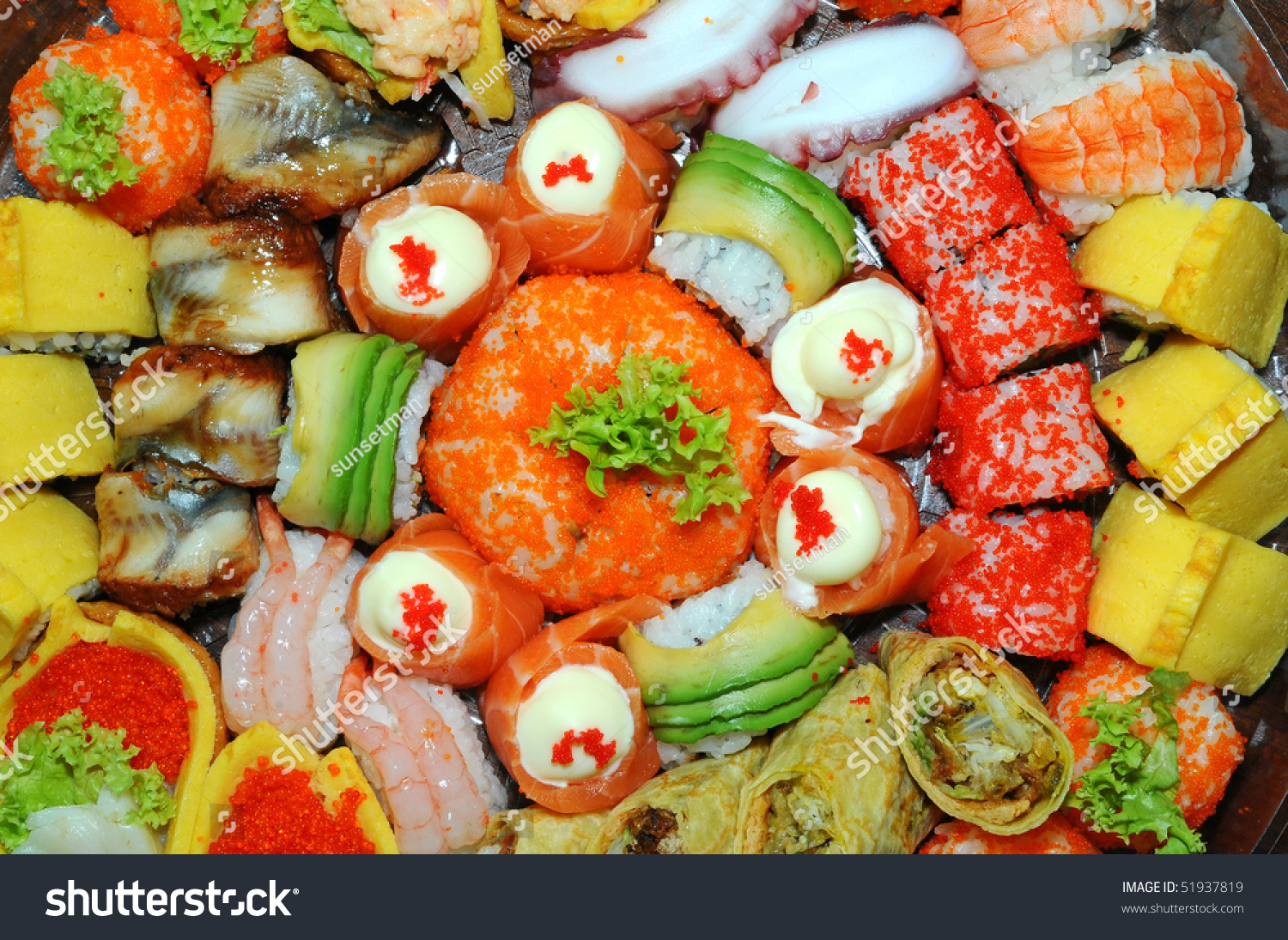 spread sushi