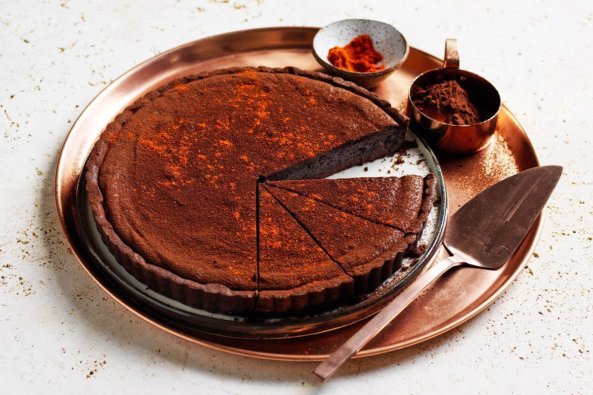 tarta maya or chilli chocolate cake