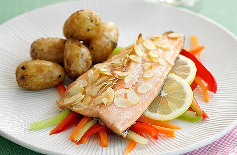 trout baked with almonds