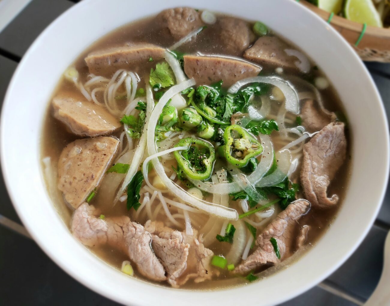 vietnamese beef pho soup