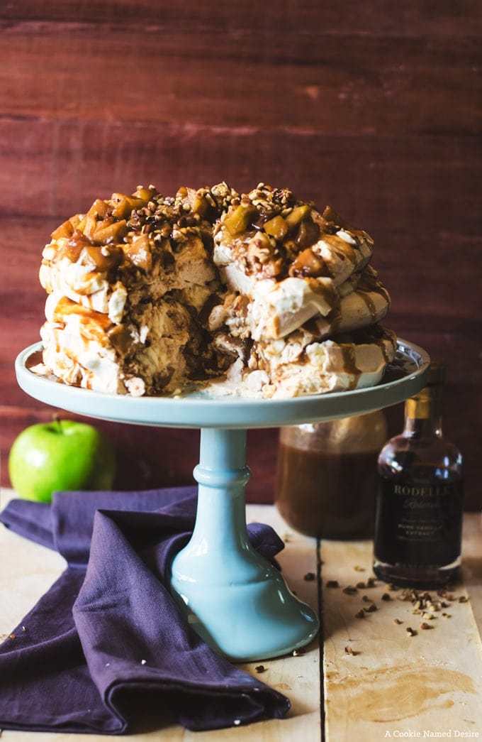 apple pie with mascarpone and salted caramel