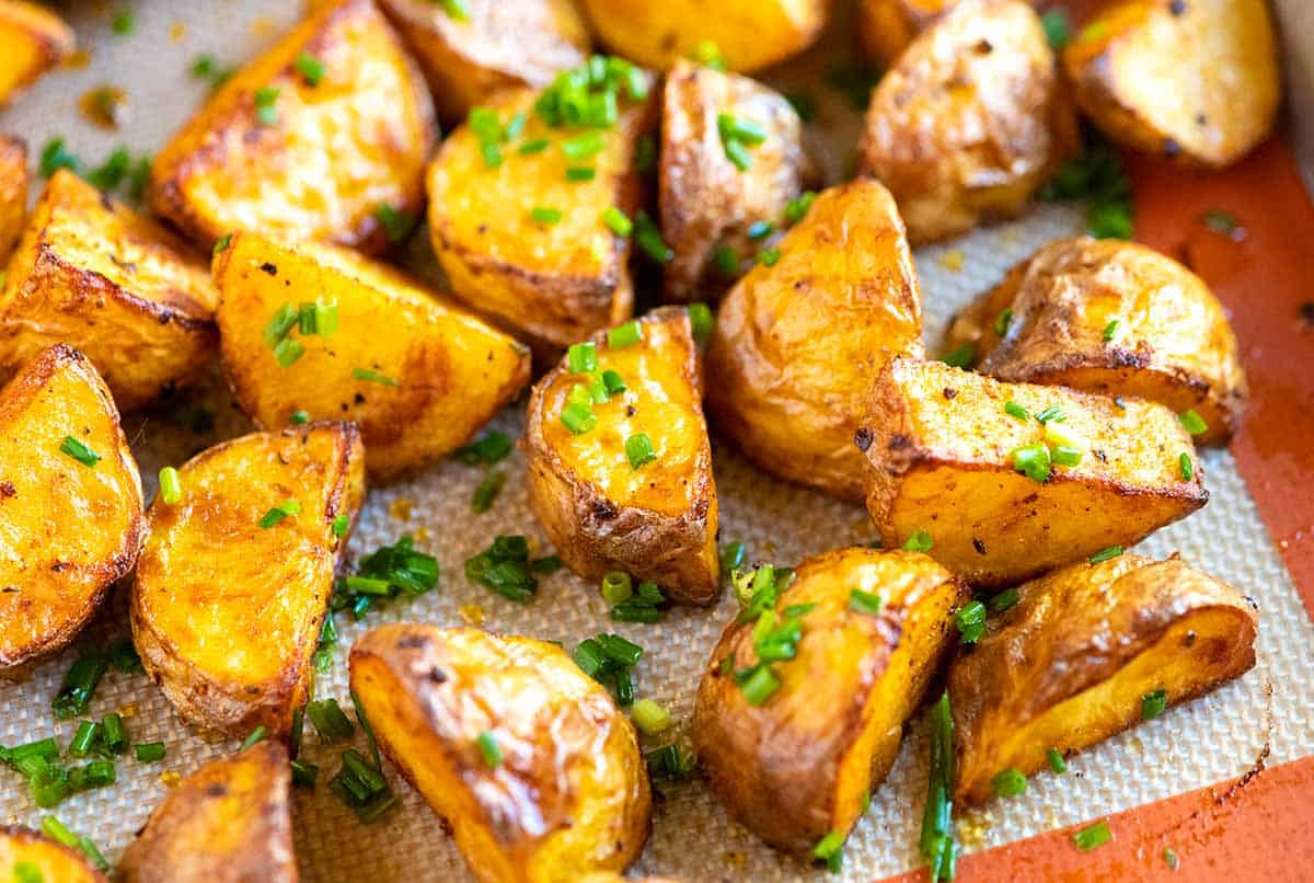 baked potatoes with parmesan and quick sauce