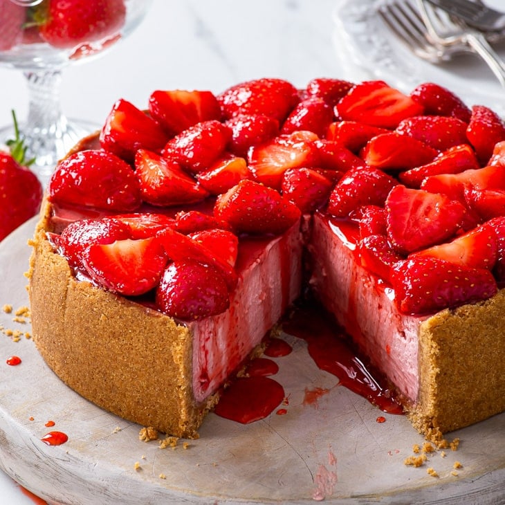 cheesecake with strawberries super soft and fresh