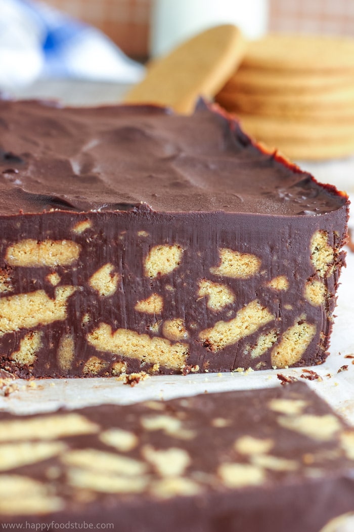 chocolate dessert with biscuits