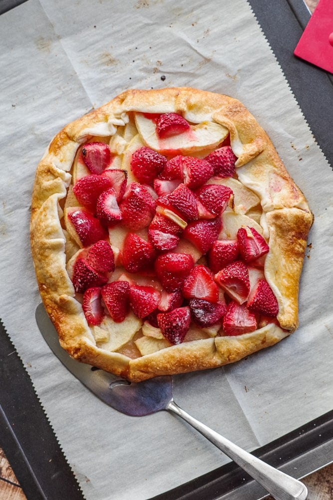 crostata with ricotta and strawberries