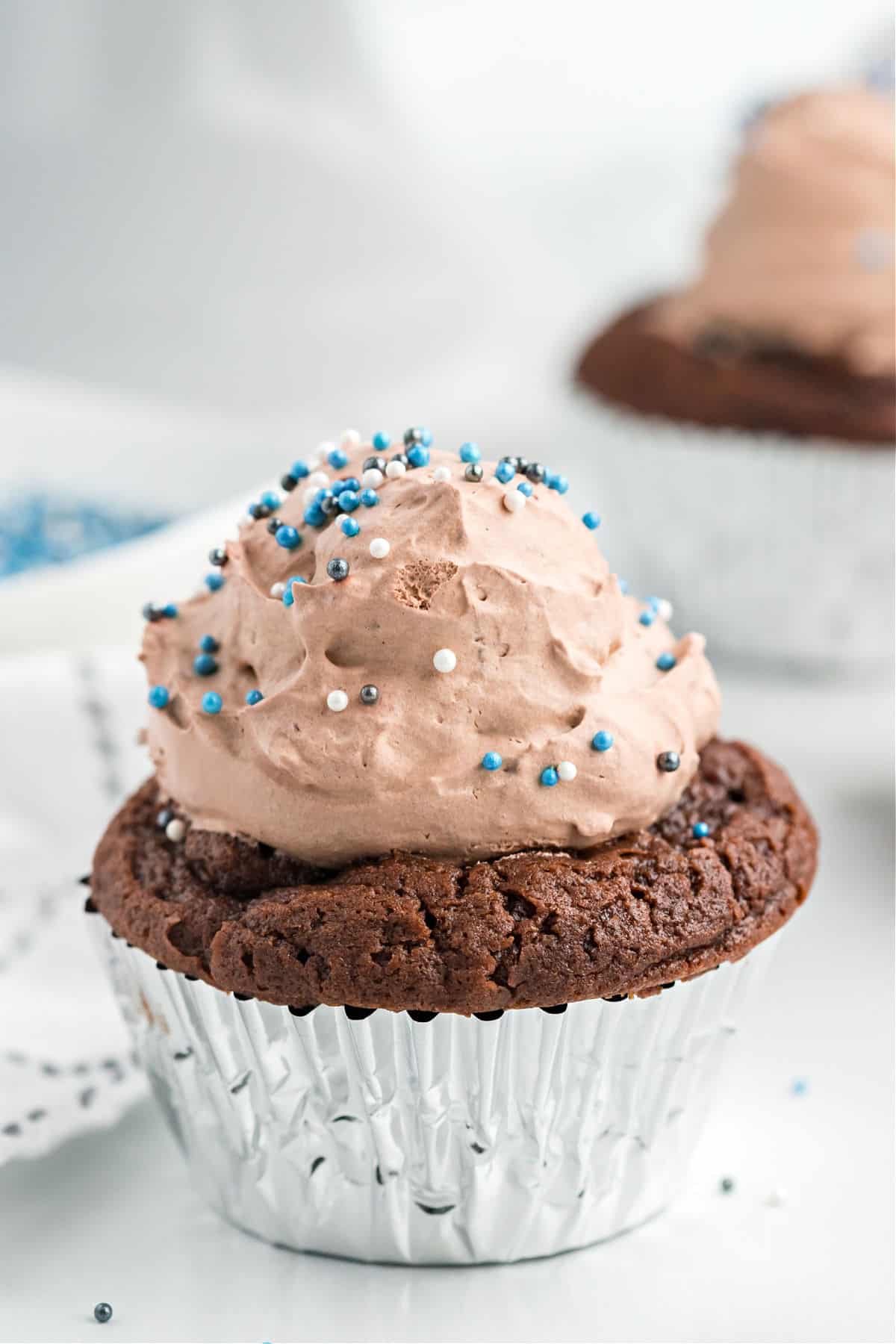 cupcakes with chocolate cream