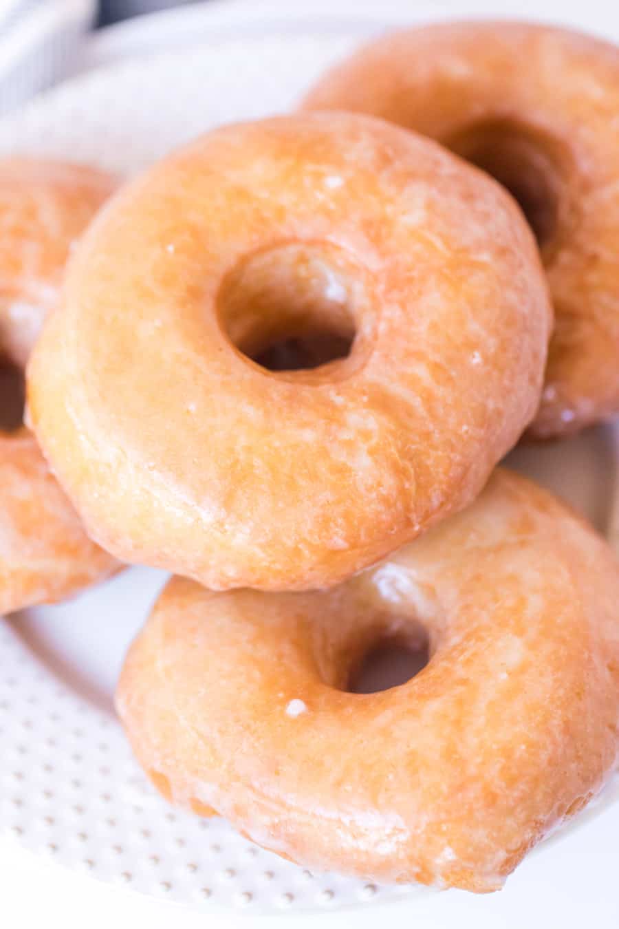 easy and fluffy homemade doughnuts recipe for novice confectioners