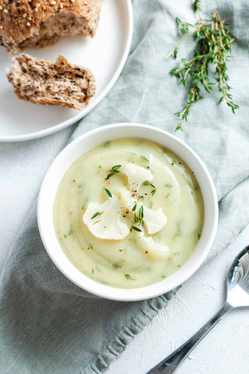 extra simple cauliflower potato soup