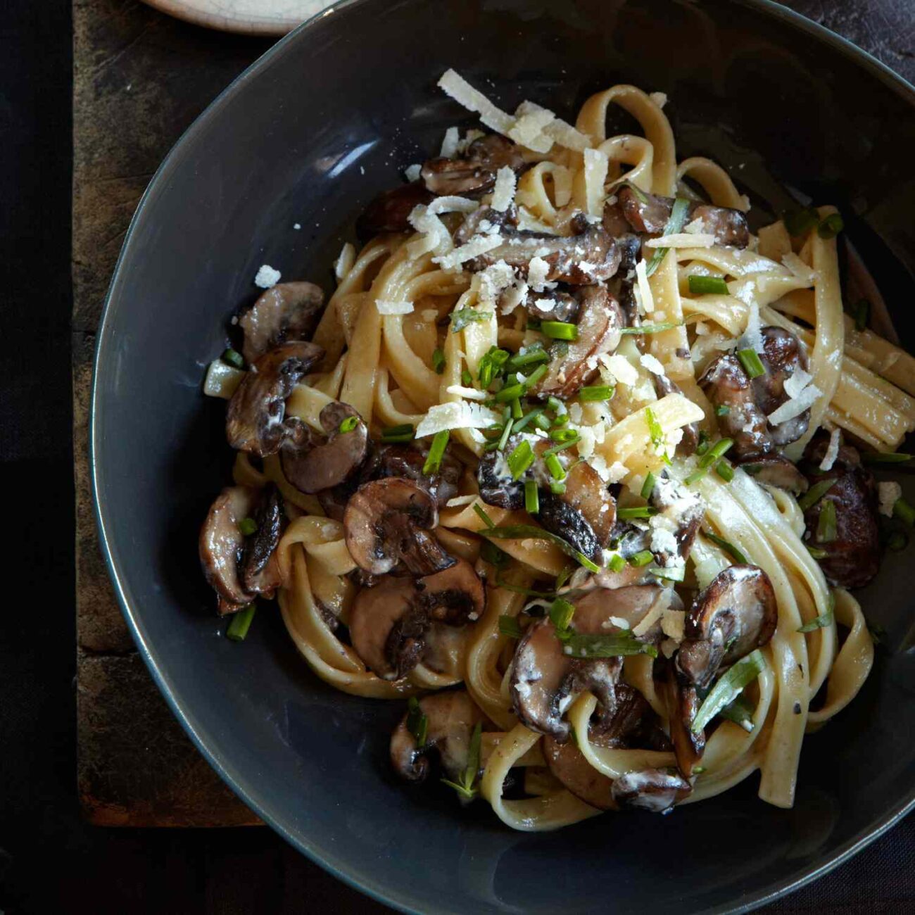 fettuccine with mushroom sauce