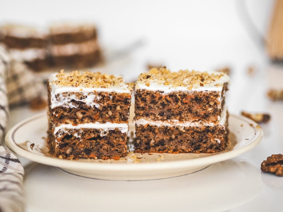 fit carrot walnut cake