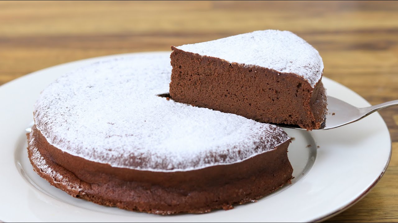 flourless chocolate sponge cake with only two ingredients