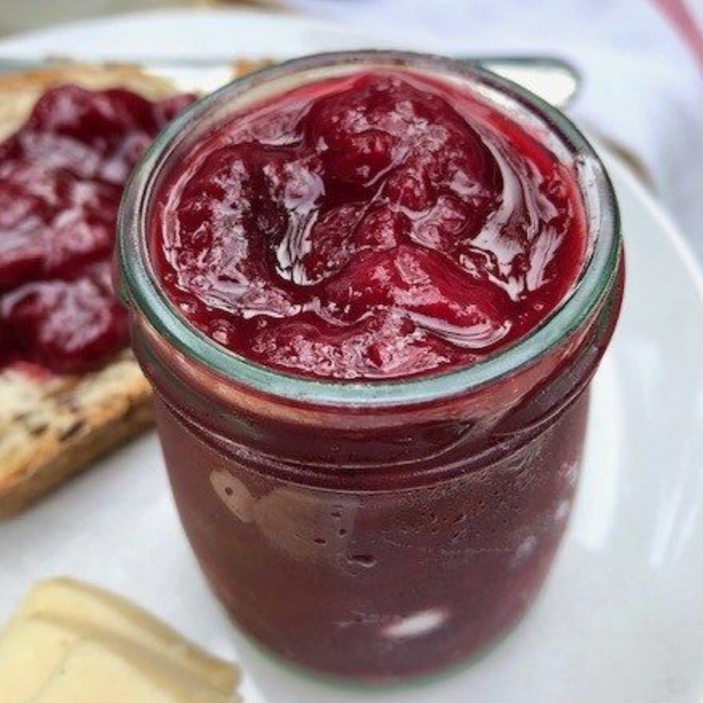 honey slices with plum jam