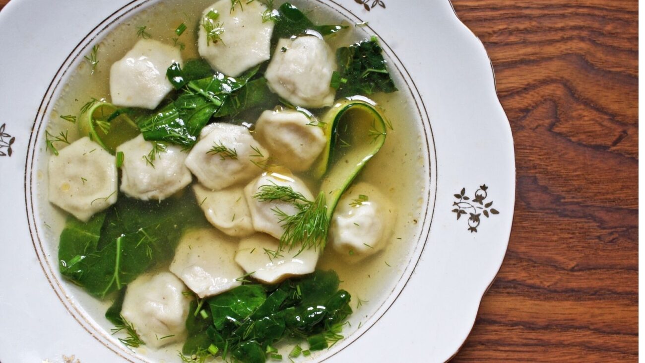 pelmeni with mushroom mixture