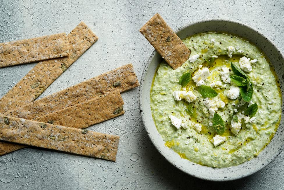 quick pea spread with feta cheese