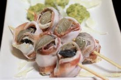 snails with bacon and mozzarella