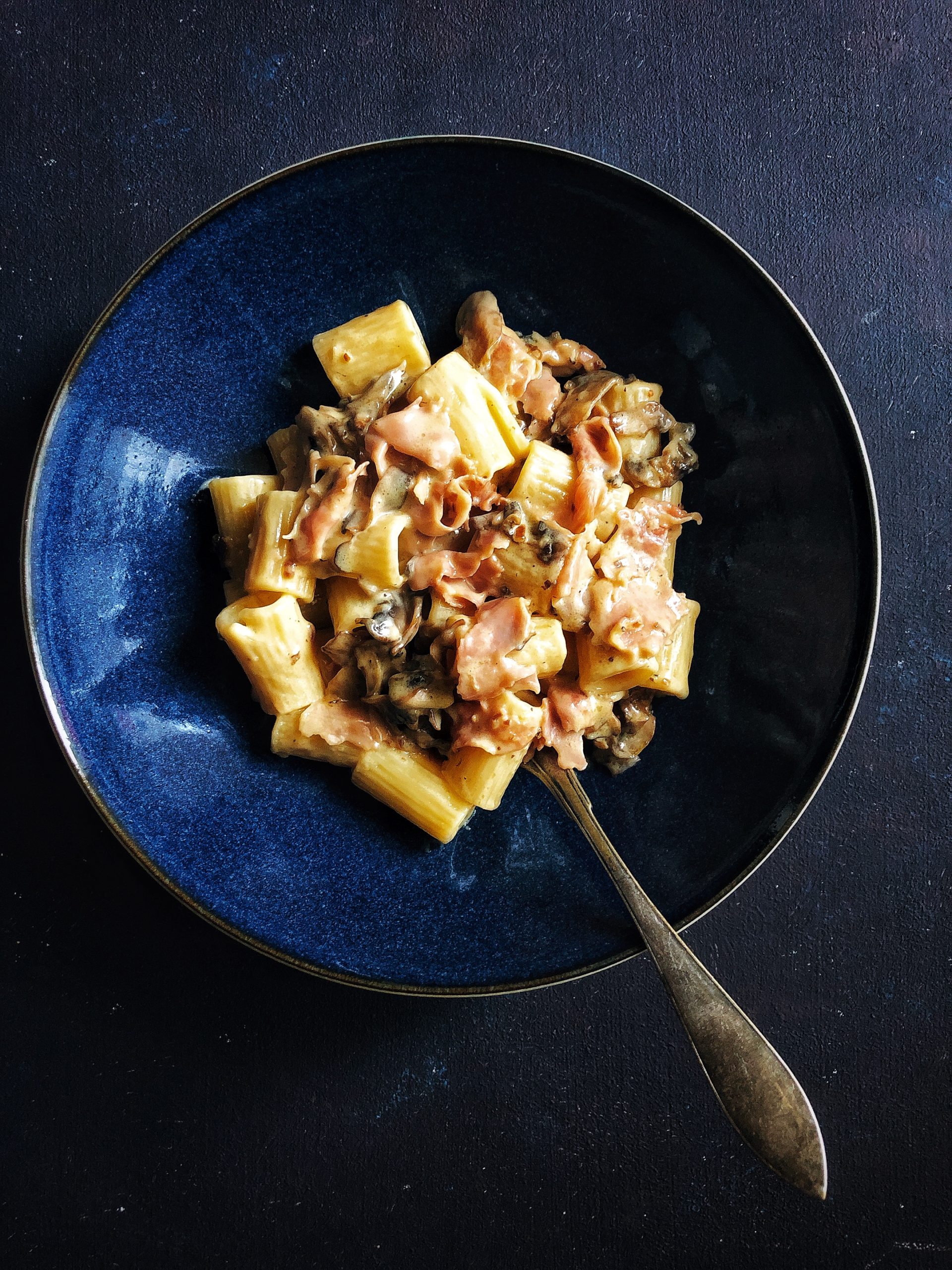 spaghetti with mushroom ham sauce