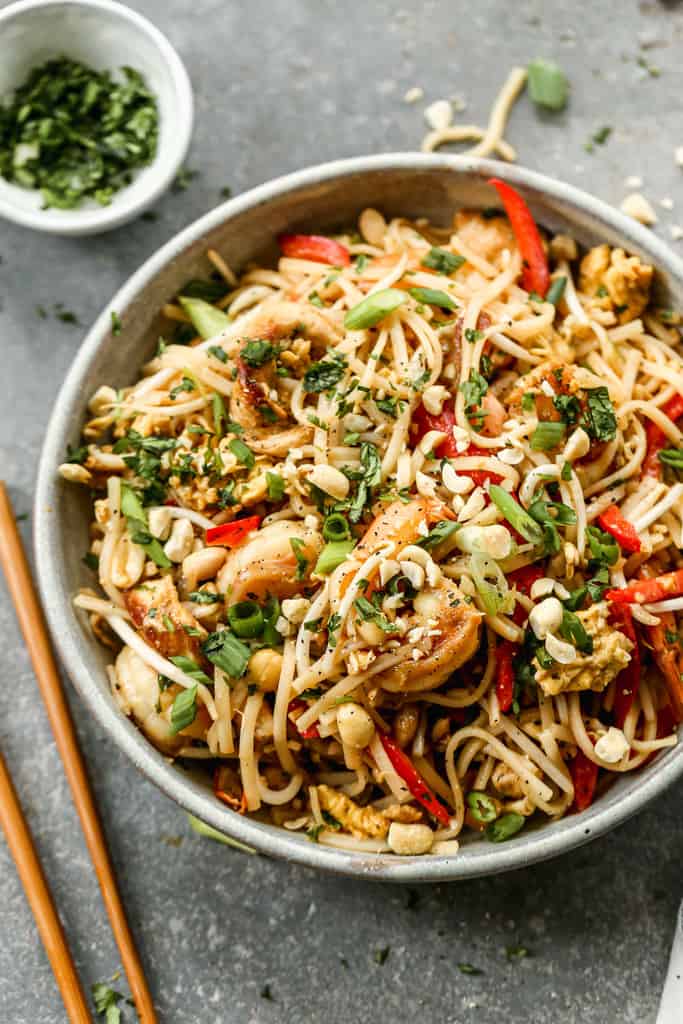 thai noodles pad thai