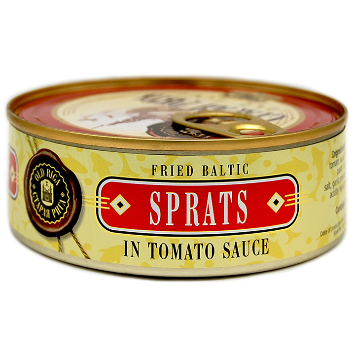 tomato sauce with smoked sprats