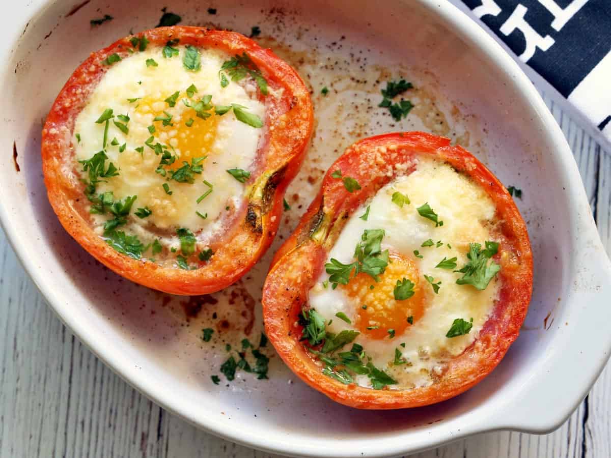 tomatoes stuffed with eggs