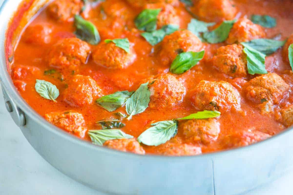 turkey balls with tomato sauce