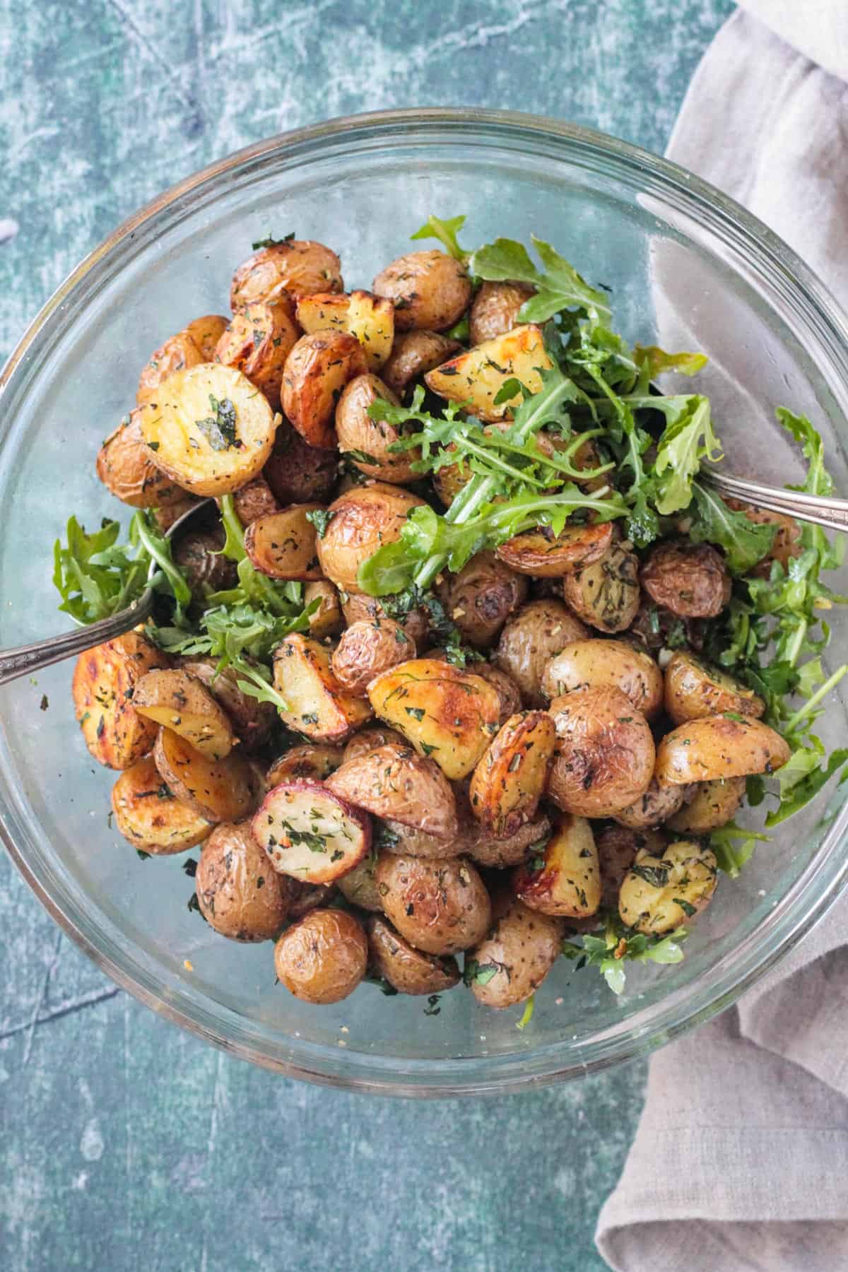 a colourful salad to go with roast potatoes 1