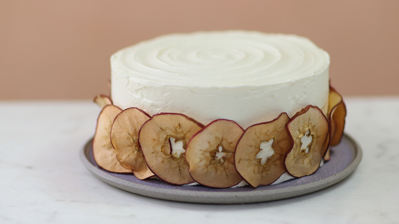 apple cheesecake inverted cake