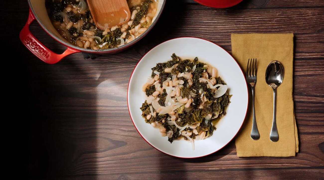 braised kale with red peppers and beans