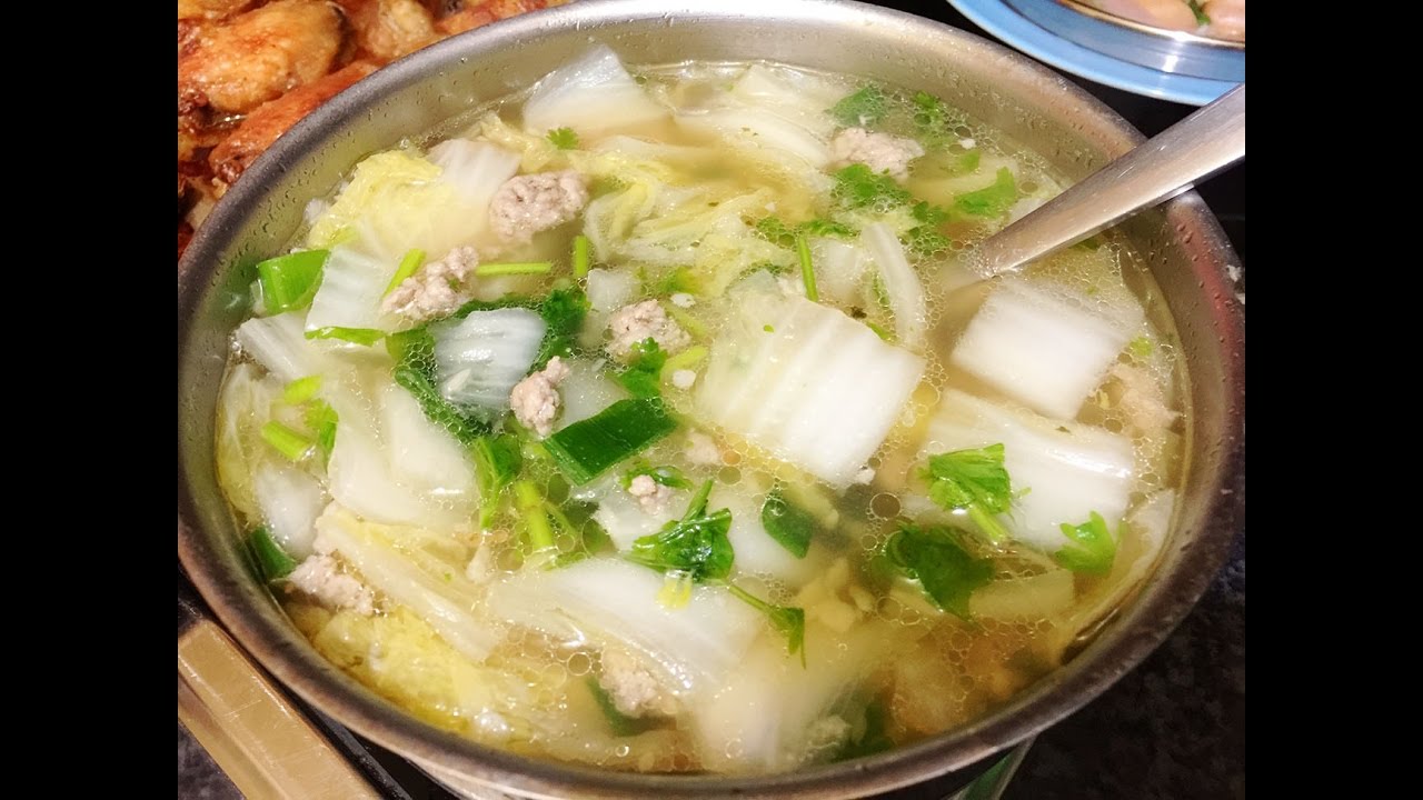 cabbage soup with noodles