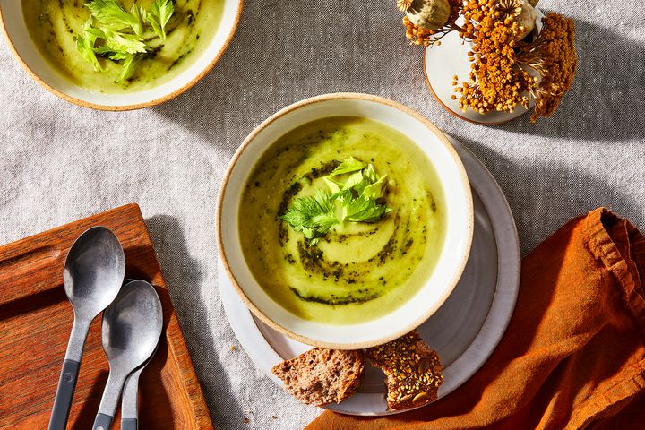 creamy celery soup with apple