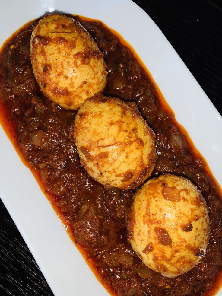 eggs in spicy sauce anda masala