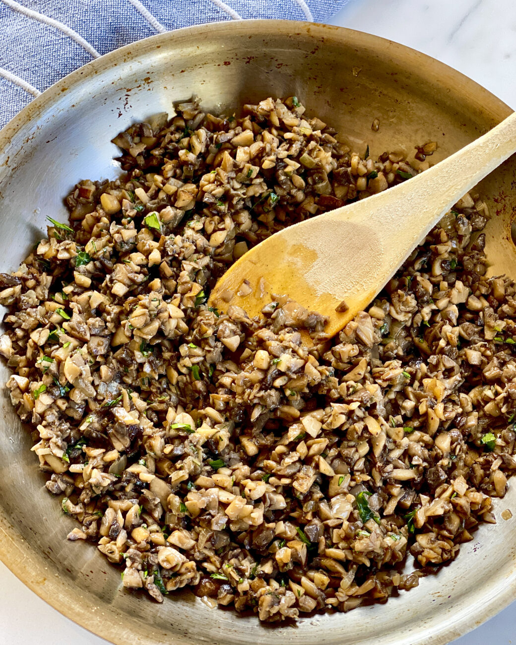 forest mushrooms with onions and garlic