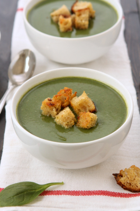 garlic soup with croutons