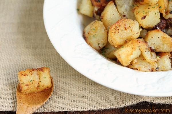 grilled potatoes in garlic marinade