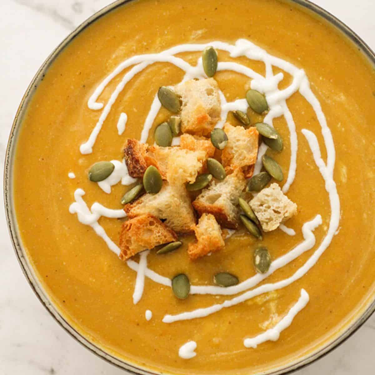 hokkaido apple soup with croutons