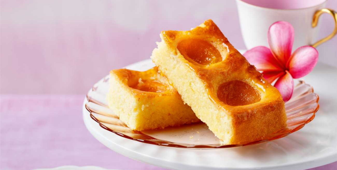 mug apricot slices