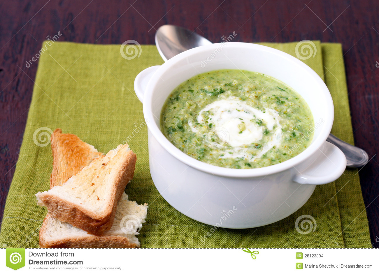 pea soup with yoghurt 1