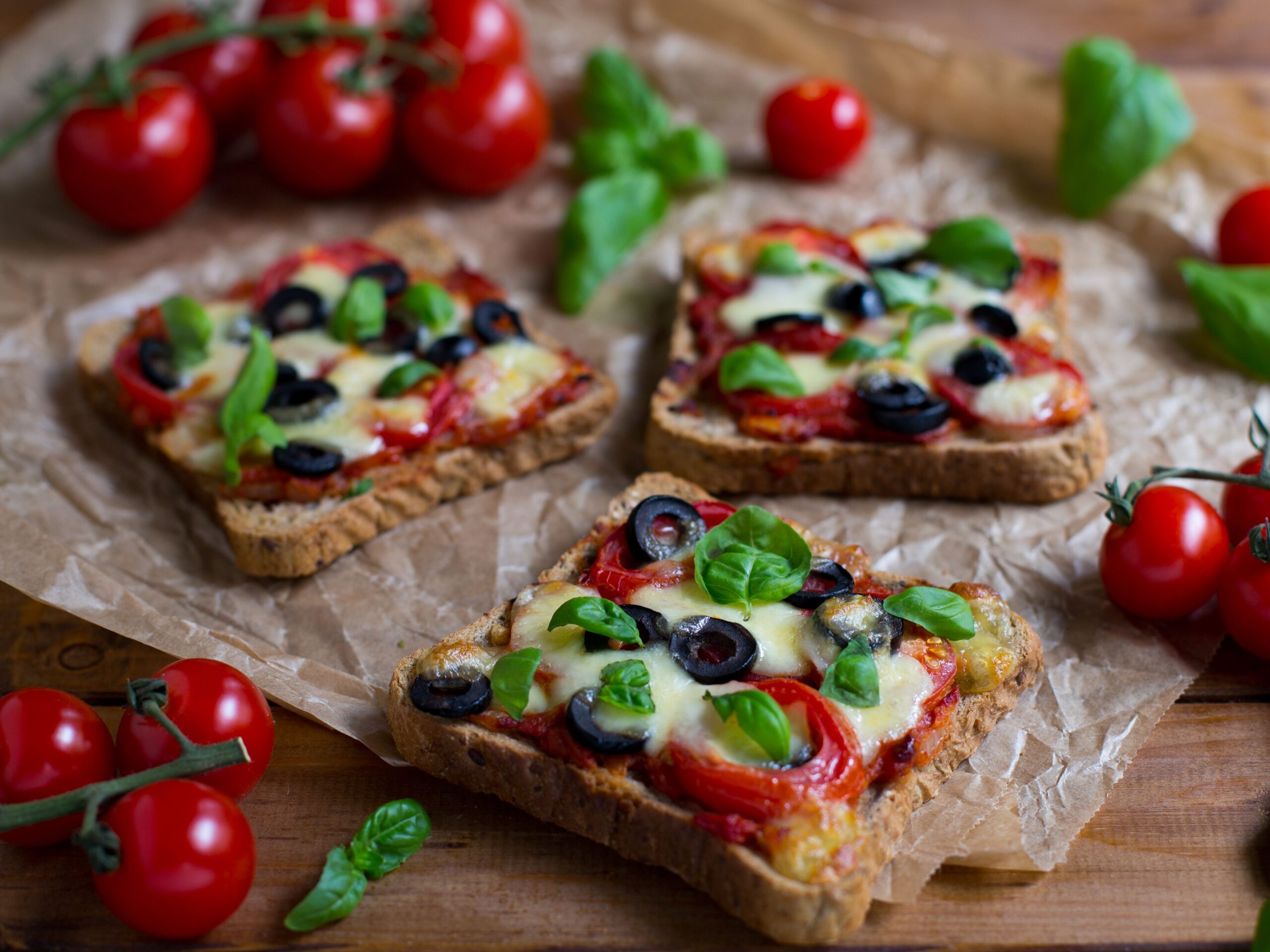 pizza toasts scaled