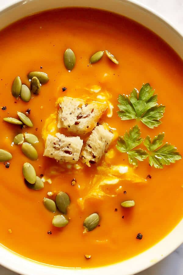 pumpkin soup with ginger and thyme