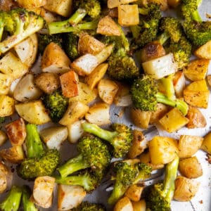 roasted potatoes with broccoli